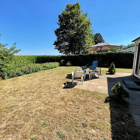 44, Gelegen Nabij De Kampina Met 80 Vennen! *