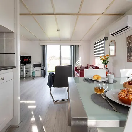 Chalet 44, Gelegen Nabij De Kampina Met 80 Vennen! *