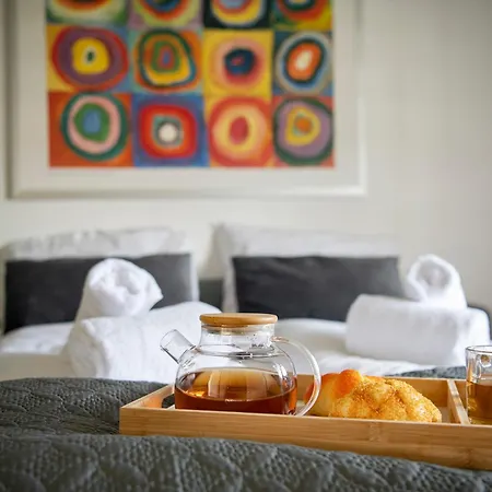 44, Gelegen Nabij De Kampina Met 80 Vennen! Chalet *