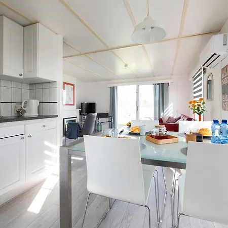Chalet 44, Gelegen Nabij De Kampina Met 80 Vennen!