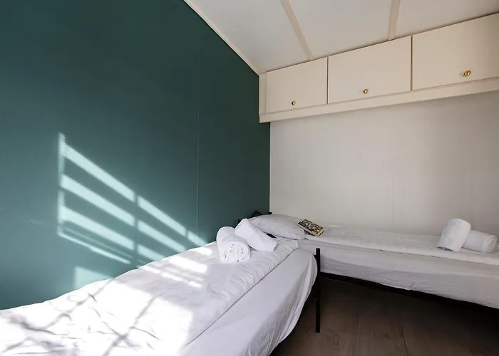 44, Gelegen Nabij De Kampina Met 80 Vennen! Σαλέ *